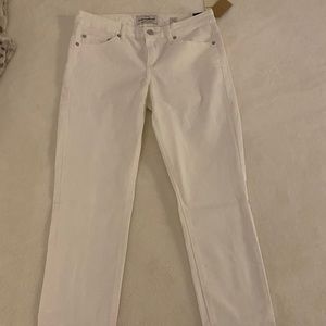 Lucky Jeans size 4/27- Lolita crop -mid rise curvy